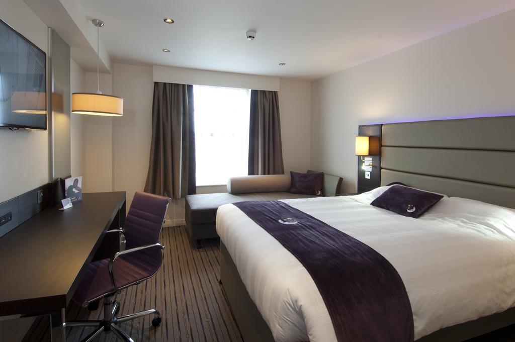 Premier Inn London Wandsworth Exteriér fotografie